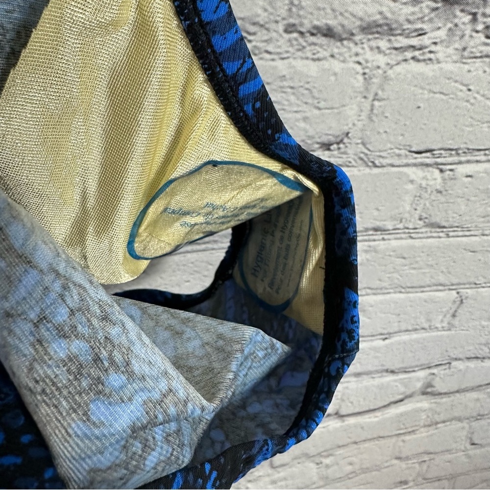 Miraclesuit Peregrina One Piece Shaping Swimsuit Snakeskin Boa Blues 12 NWT - Picture 8 of 12